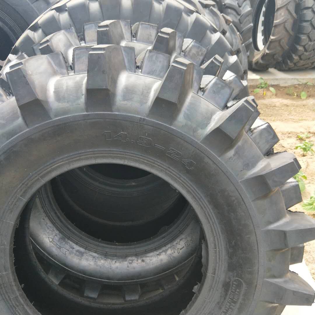 Agricultural 14.9-24-28 Tractor Tire Paddy Field Hawk Hook Semi-high Flower R-2 Genuine Three-pack Chicken Claw Pattern