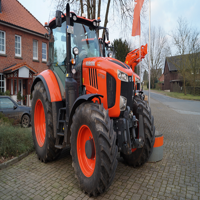Used 4wheel Drive Farm Tractor Mini Kubota M Series Tractors 60hp 70hp With Front End Loader Farm Land
