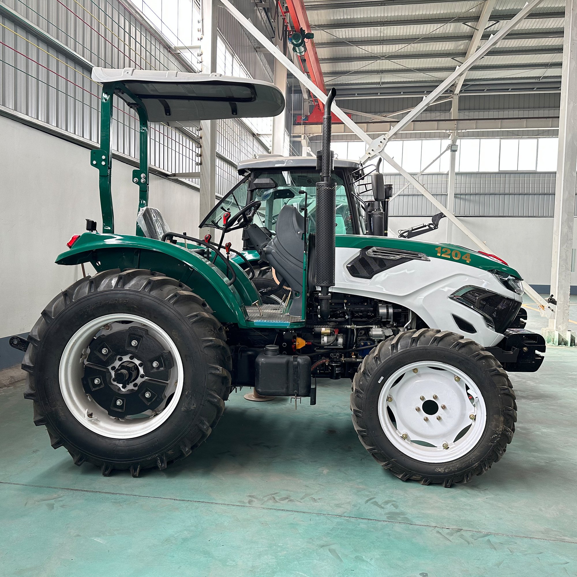 4*4 Farming Tractors Agricultural Mini Tractor Trailer for Sale