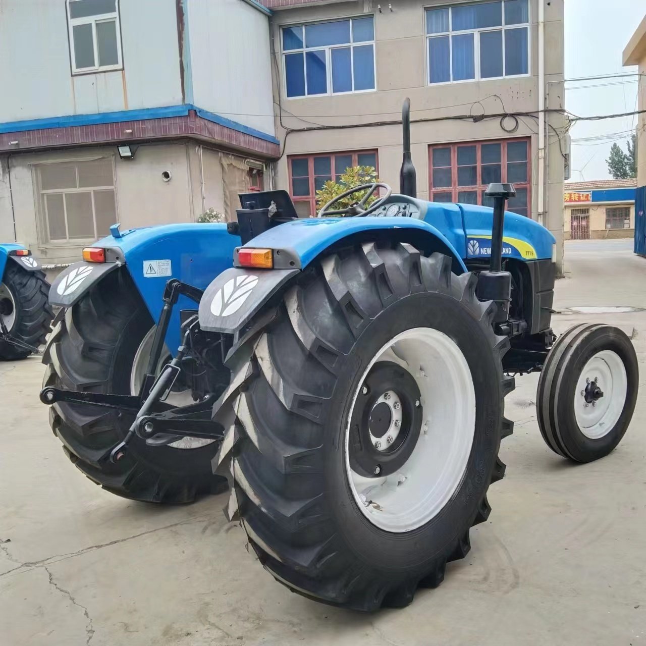 Fairly Used New-hollands TT75 Farming Tractor / Used Low Fuel Consumption New Hollands T6070 140HP Tractor Wheel Tractor