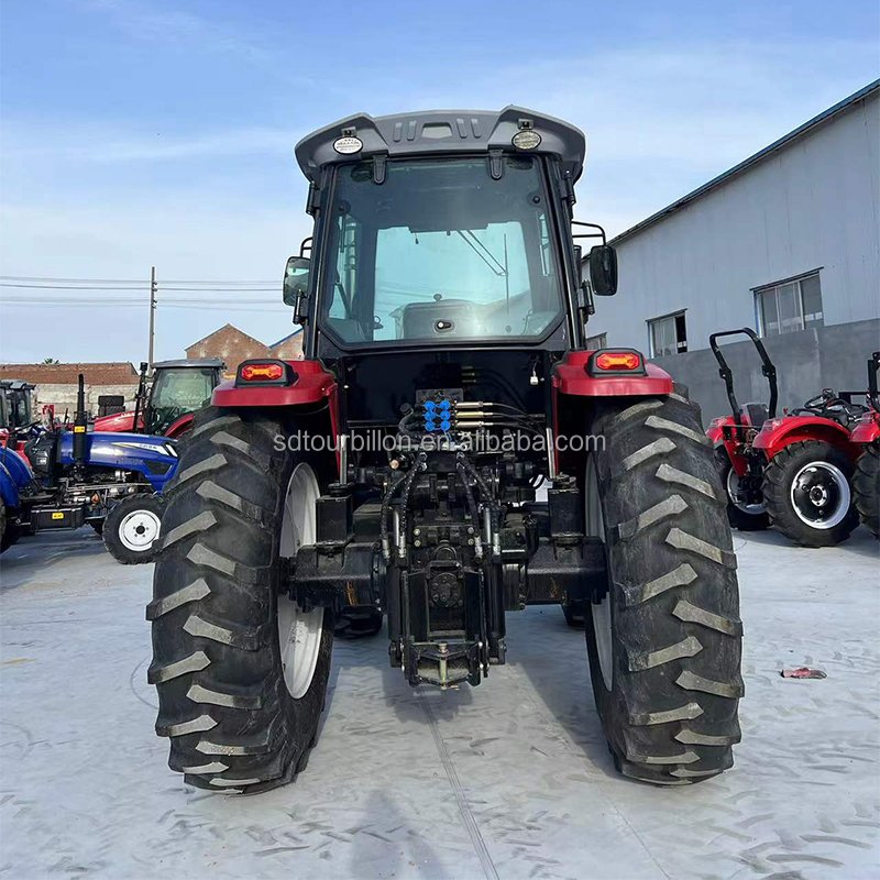 Multifunctional Mini Tractor Agricultural 4wd Tractor Agricultural Mini Tractor Trailer with Front Loader for Sale