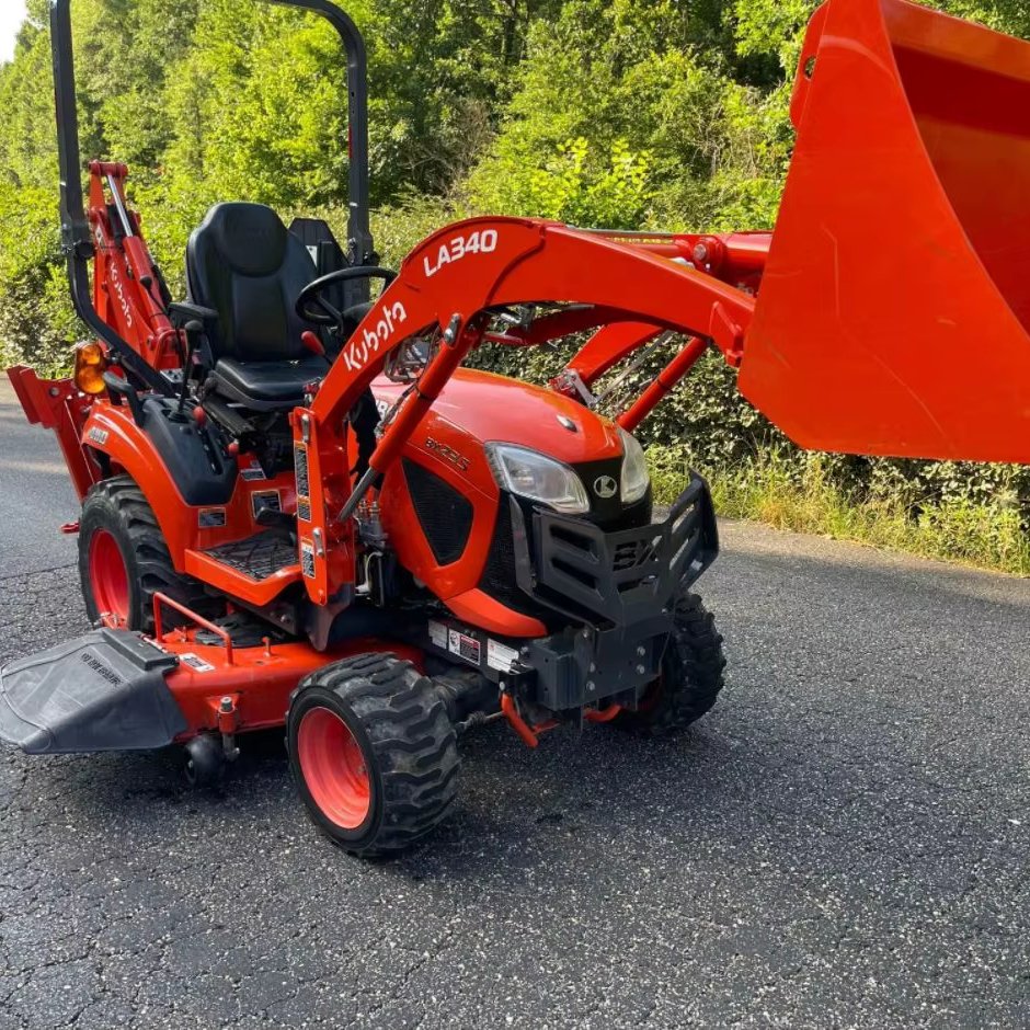 Kubota 4WD Mini Farming Tractors New Used Diesel Engine Pump 45HP Wheel Tractor Agriculture Machine Garden Tractor