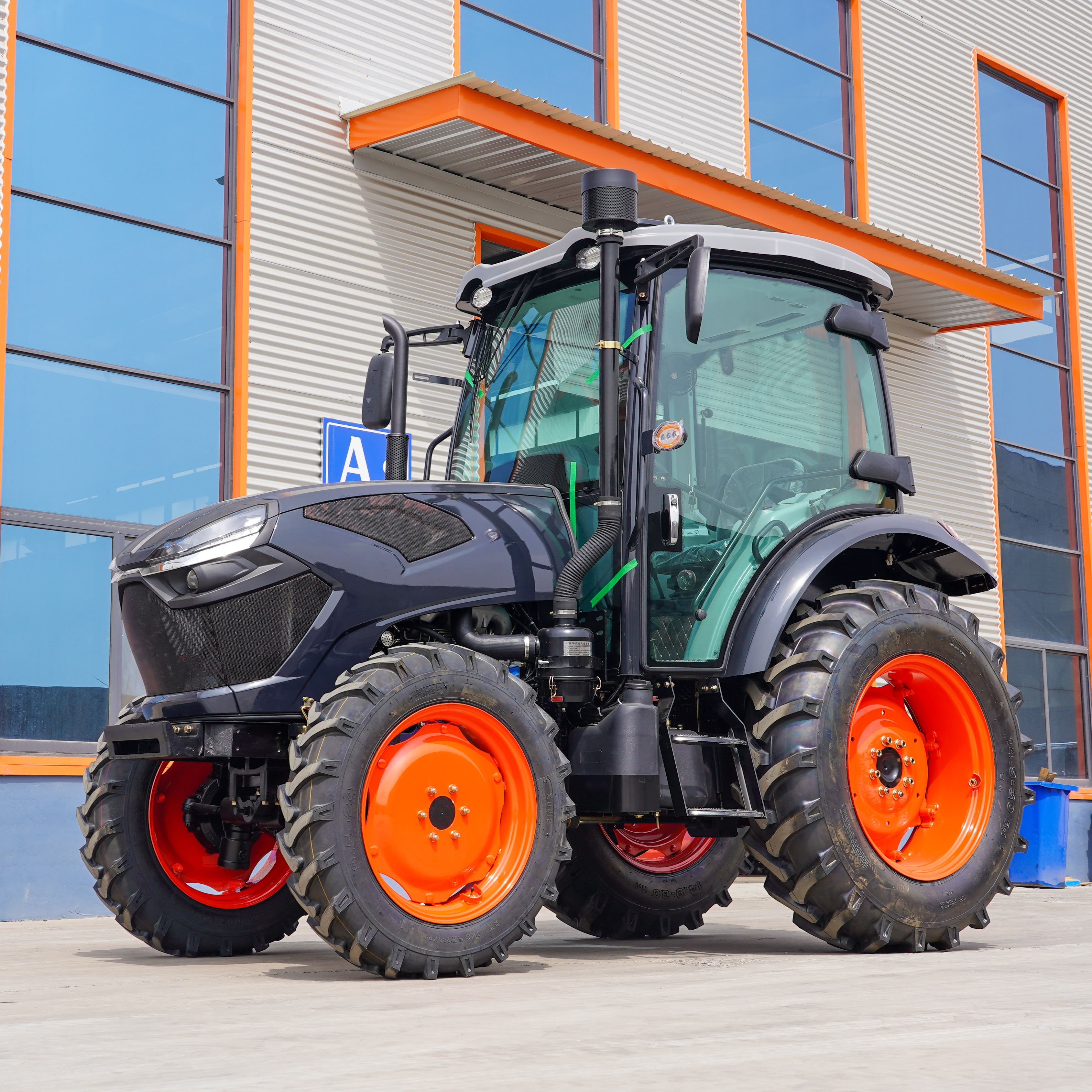 Free Shipping Tractors for Agriculture 30 to 180 hp Mini Tractor 4wd 4x4 for Sale Compact Used Tractors Prices