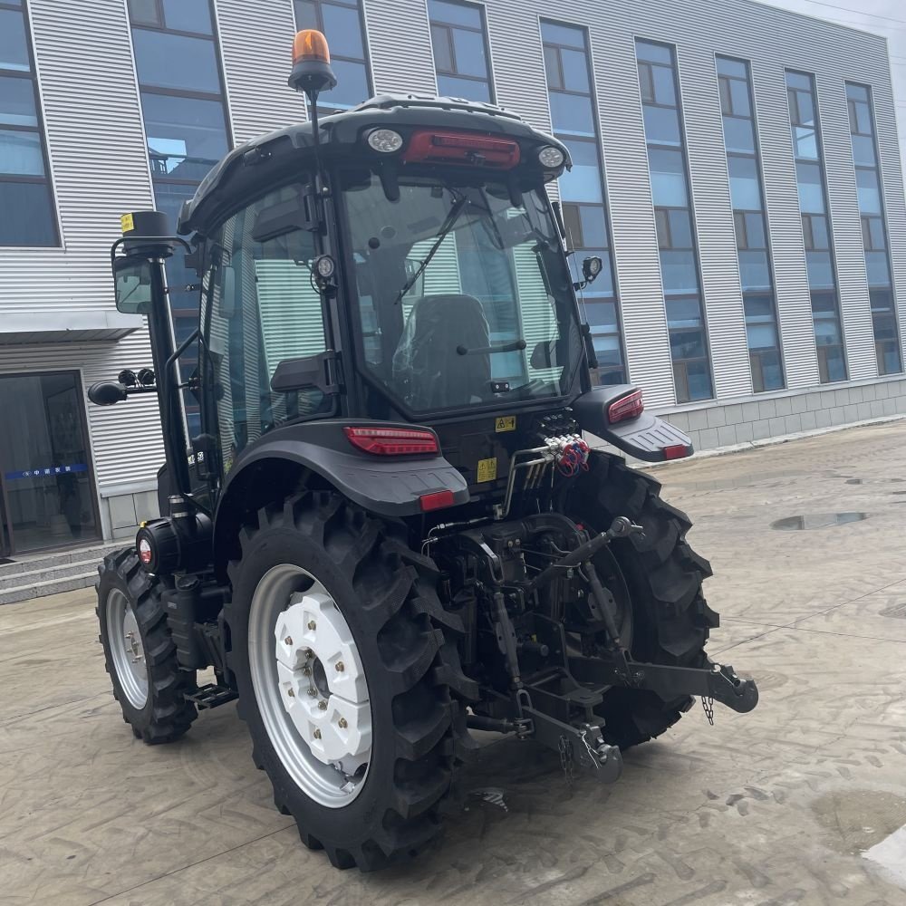 2024 Hot Product Agricultural Wheel Tractor 4 Cylinder Engine 50Hp 80Hp With Cab Gear Drive for Farm Use
