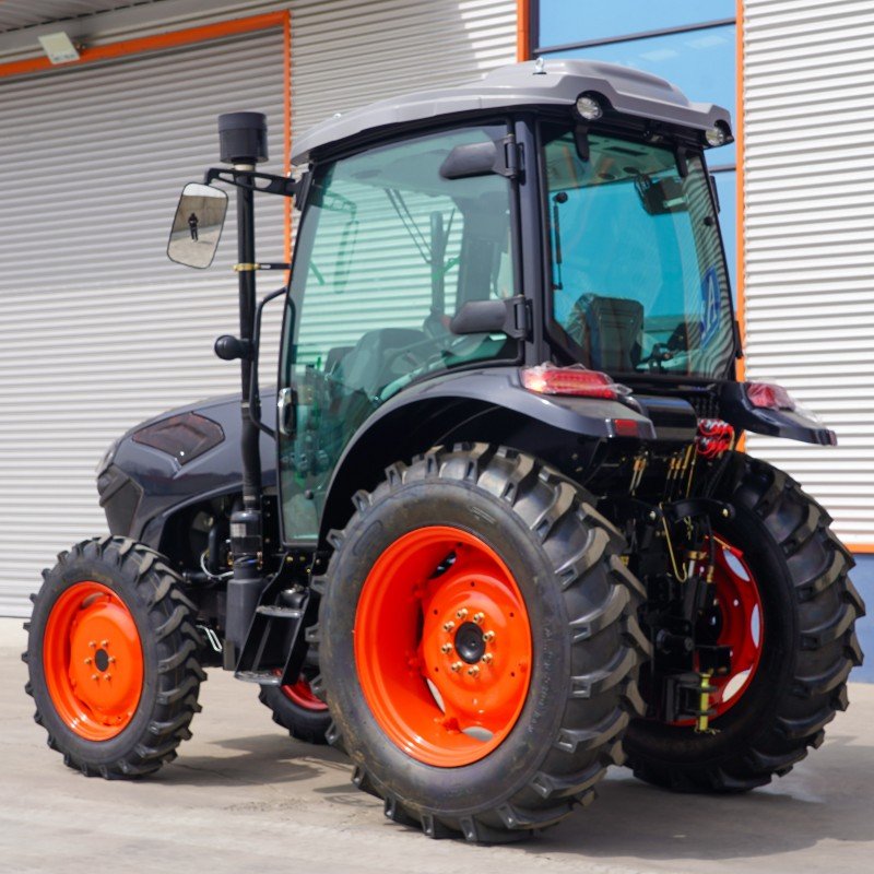 Wholesale 4WD Mini Farm Garden Tractors 4x4 Compact with Multifunctional Mower Tractor Four-Wheel for Sale
