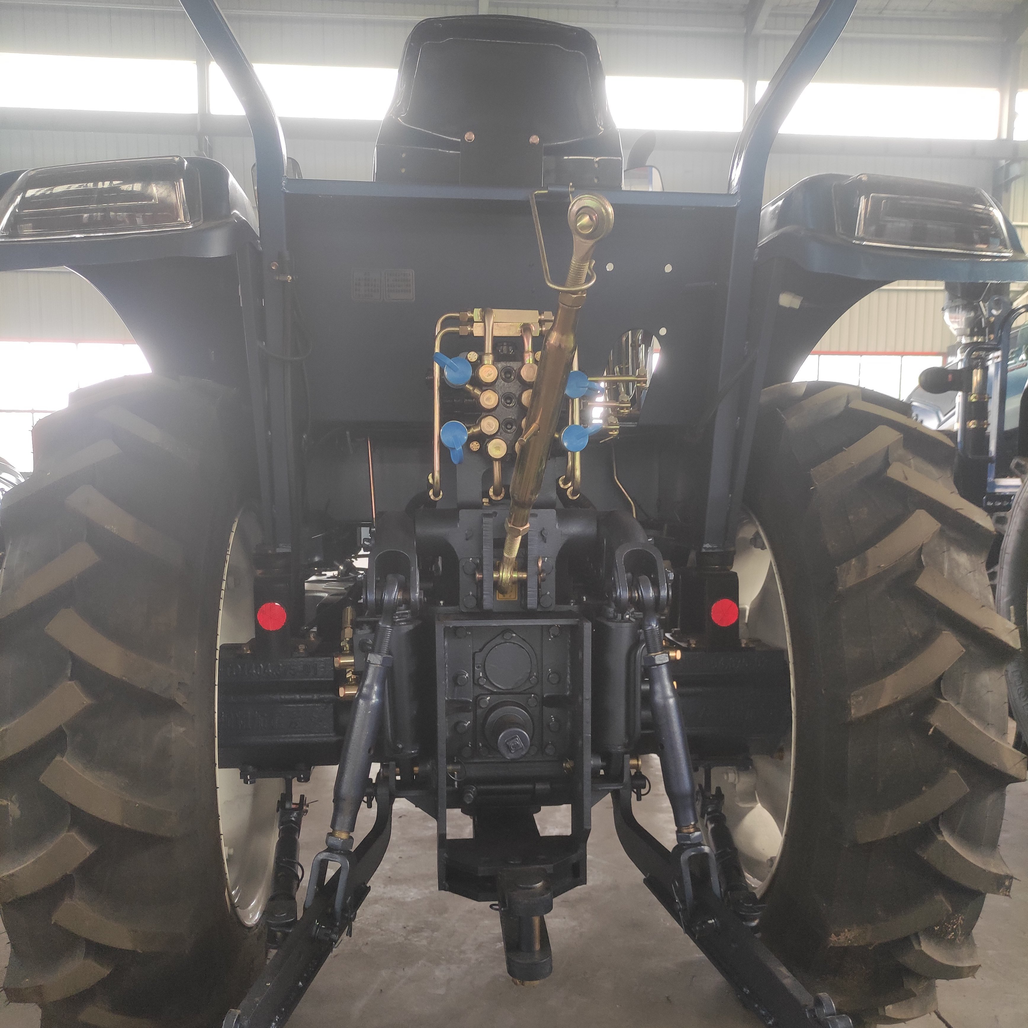 New 4x4 80hp Diesel Wheeled Tractor Agricultural Four-Wheel Engine with Long Service Life for Farm Use