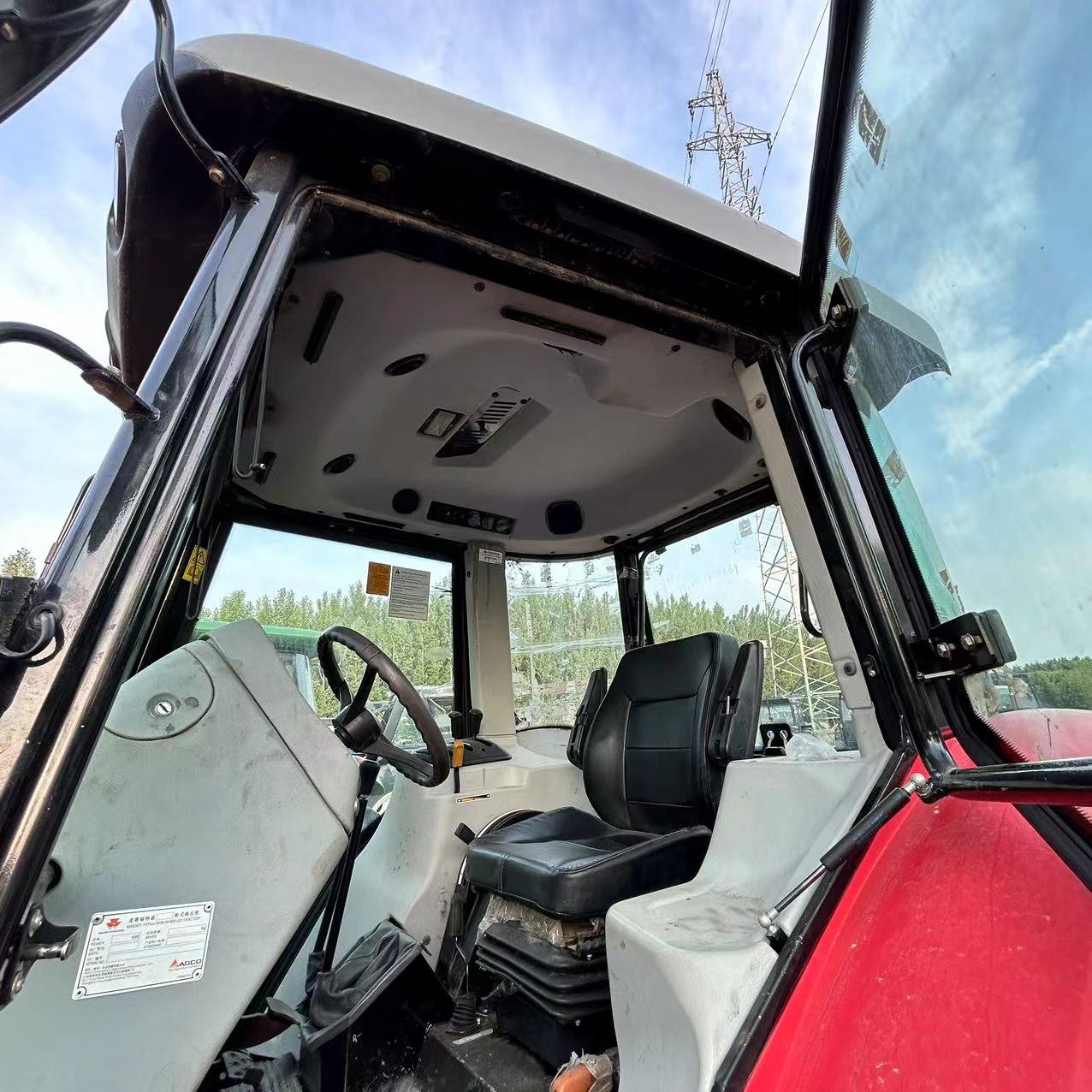 Second Hand 100hp 110hp 120hp 4WD Agriculture Tractor With Accessories