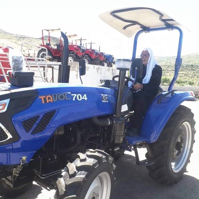Farming Tractor 50hp 55hp 60hp 70hp Cabin Model Tractor Engine Tractors Prices Gear Box Hydraulic Steering 3 Point LD Engine