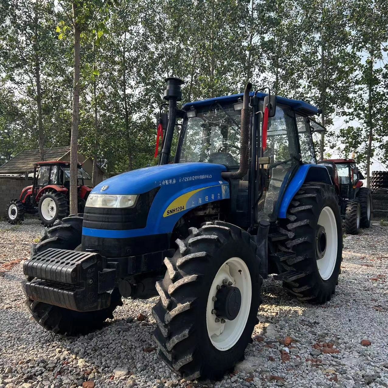 Agricultural Machinery & Equipment 70HP 75HP 80HP 90HP 100HP New. Holland Tractor Farm Tractor 120 HP with Deutz Engine