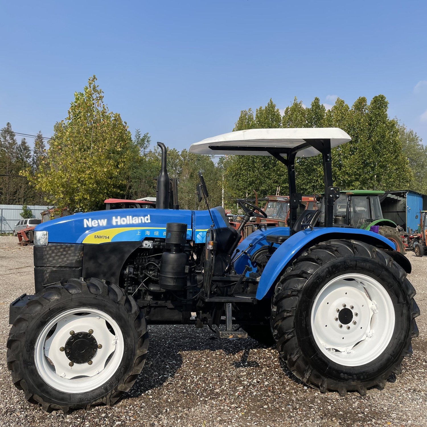 Used/second Hand Tractor 4x4wd New Holland With Loader and Farming Equipment Agricultural Machinery for Sale in Philippines