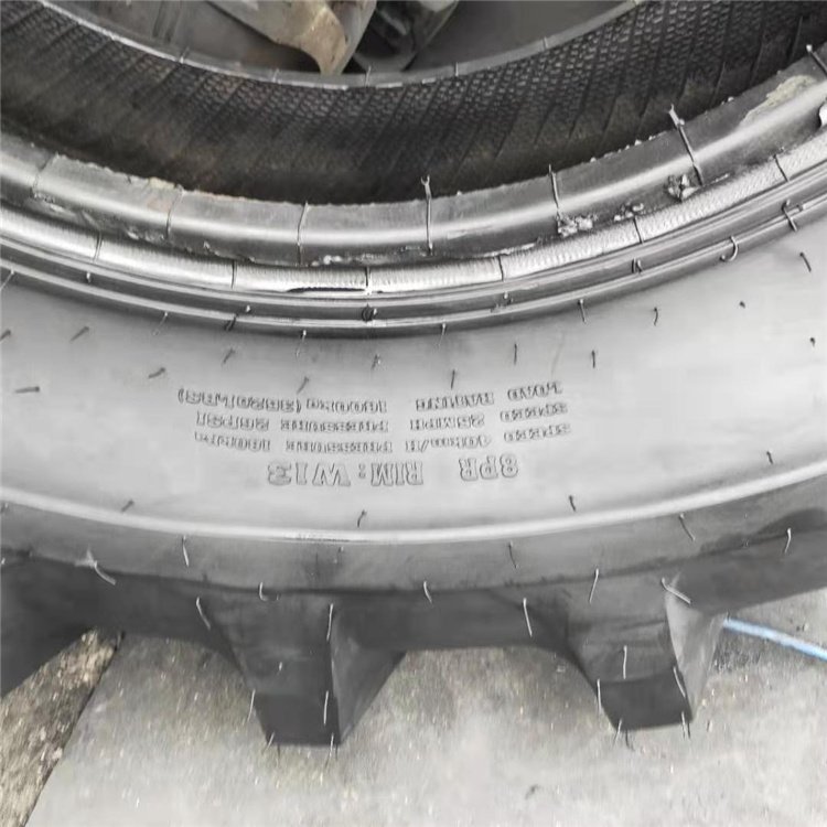China Radial Tractor Tyres 14.9-24 R-1G Tractor Pneumatic Tire 18.4-42 18.4-34 18.4-30 16/70-20 18.9-38