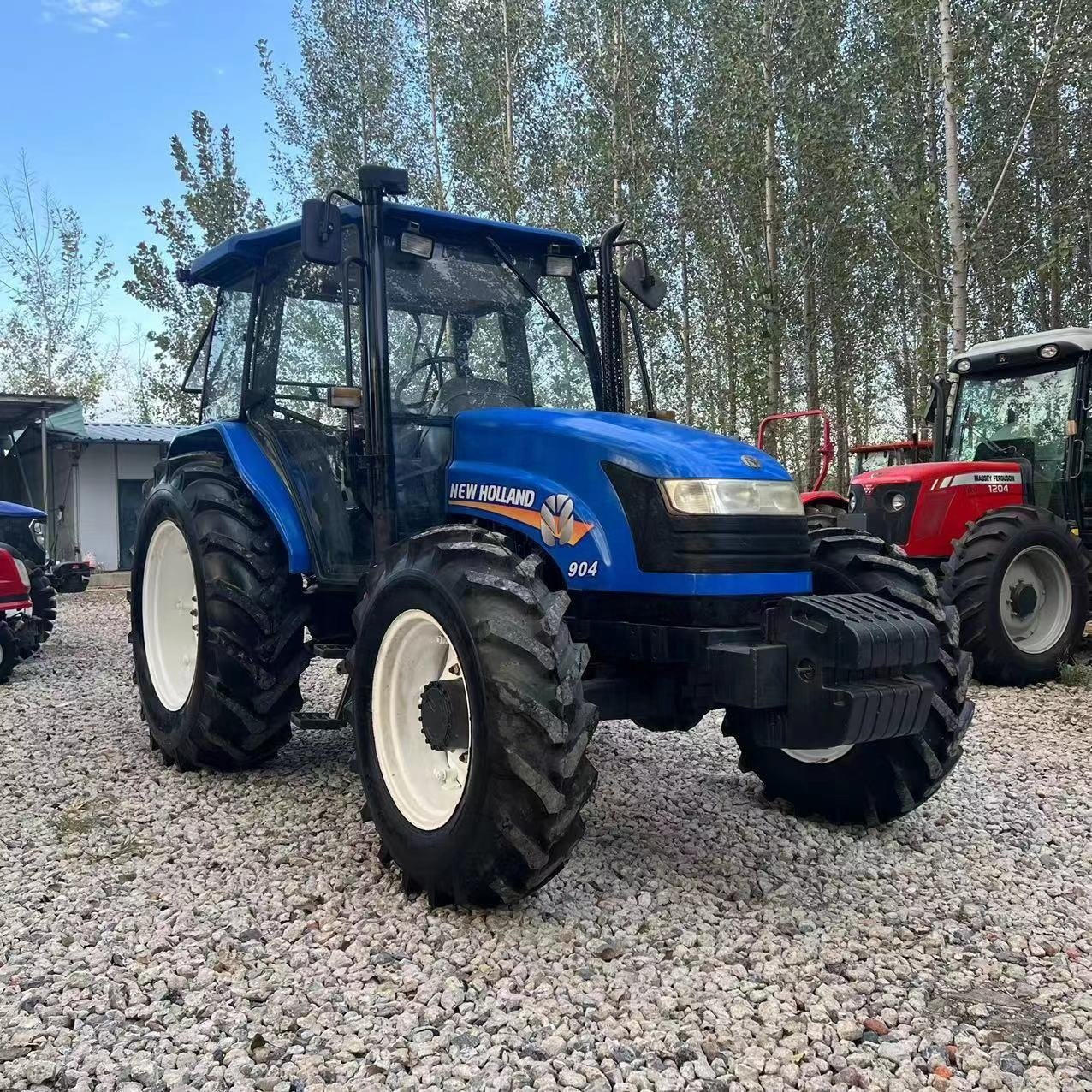 Used Small Agricultural Tractor New Holland Tractor Snh904 90hp 4wd Wheeled Farming Tractor for Agriculture Used