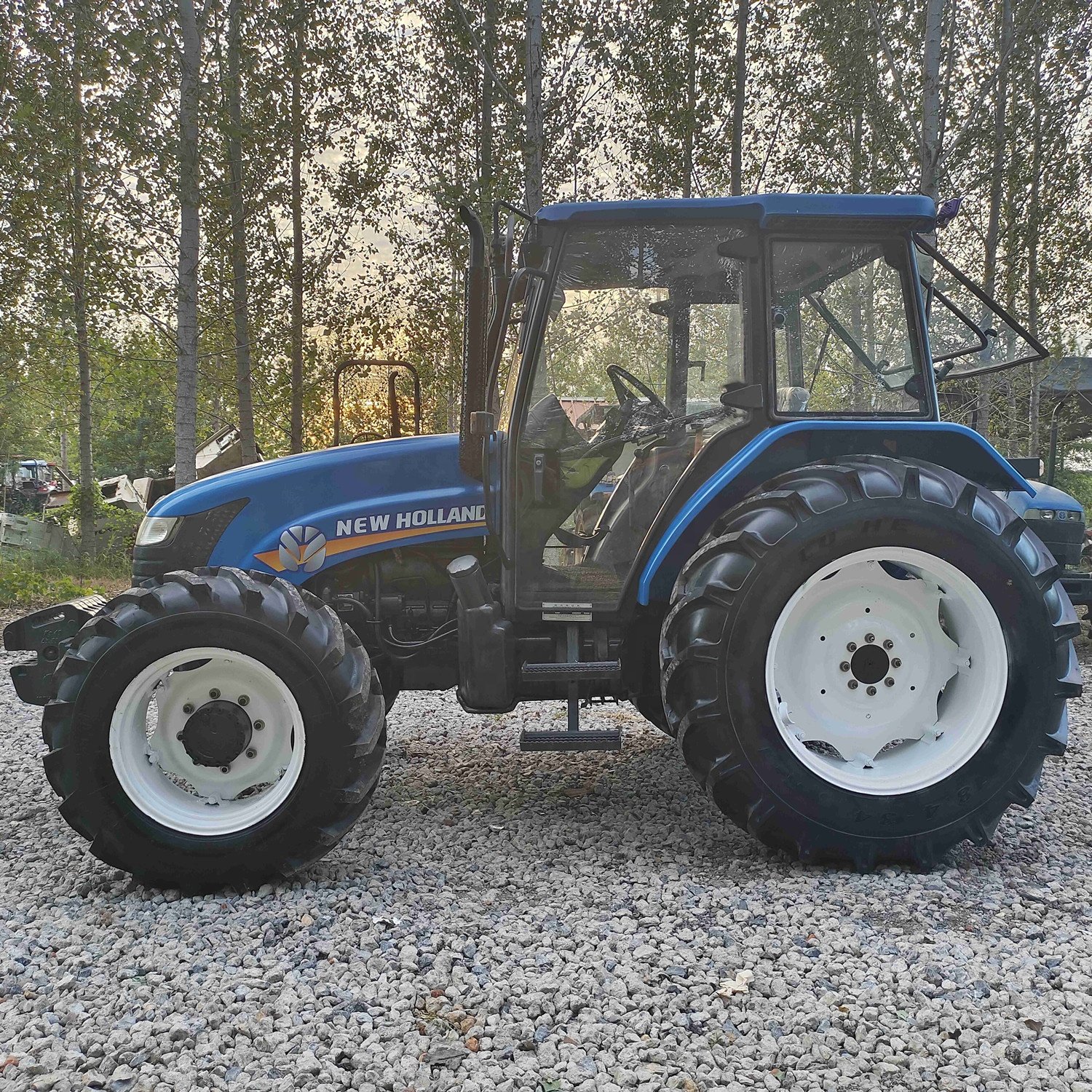 Used Small Agricultural Tractor New Holland Tractor Snh904 90hp 4wd Wheeled Farming Tractor for Agriculture Used