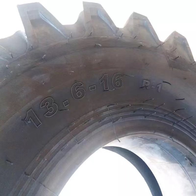 Wholesale Farm Tractor Tires 13.6-16 Agricultural Tire with Rims