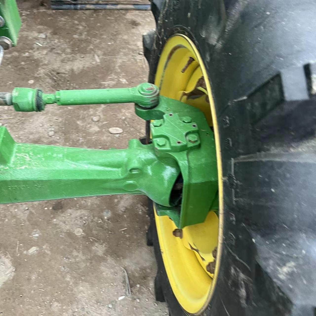 Multifunctional and High Efficiency High Horsepower American Used Tractor John Deer 6B1204 120HP with Vegetable Planter