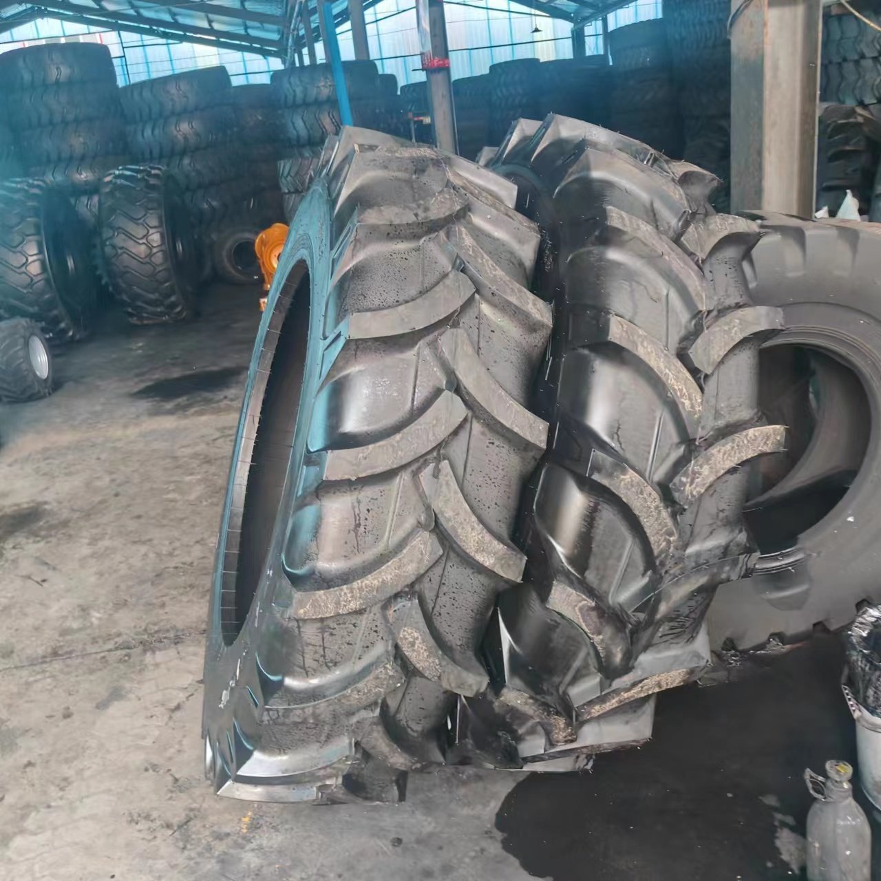 Agricultural Tractor Tires 15.5-38 16.9-24 16.9-28 16.9-30 16.9-34 16.9-38 ,short-distance Transport ,R-1 Pattern