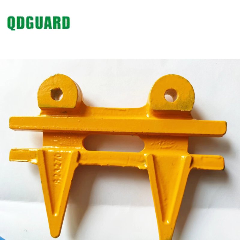Combine Harvester Spare Parts 823270 Forged Knife Guard/double Finger
