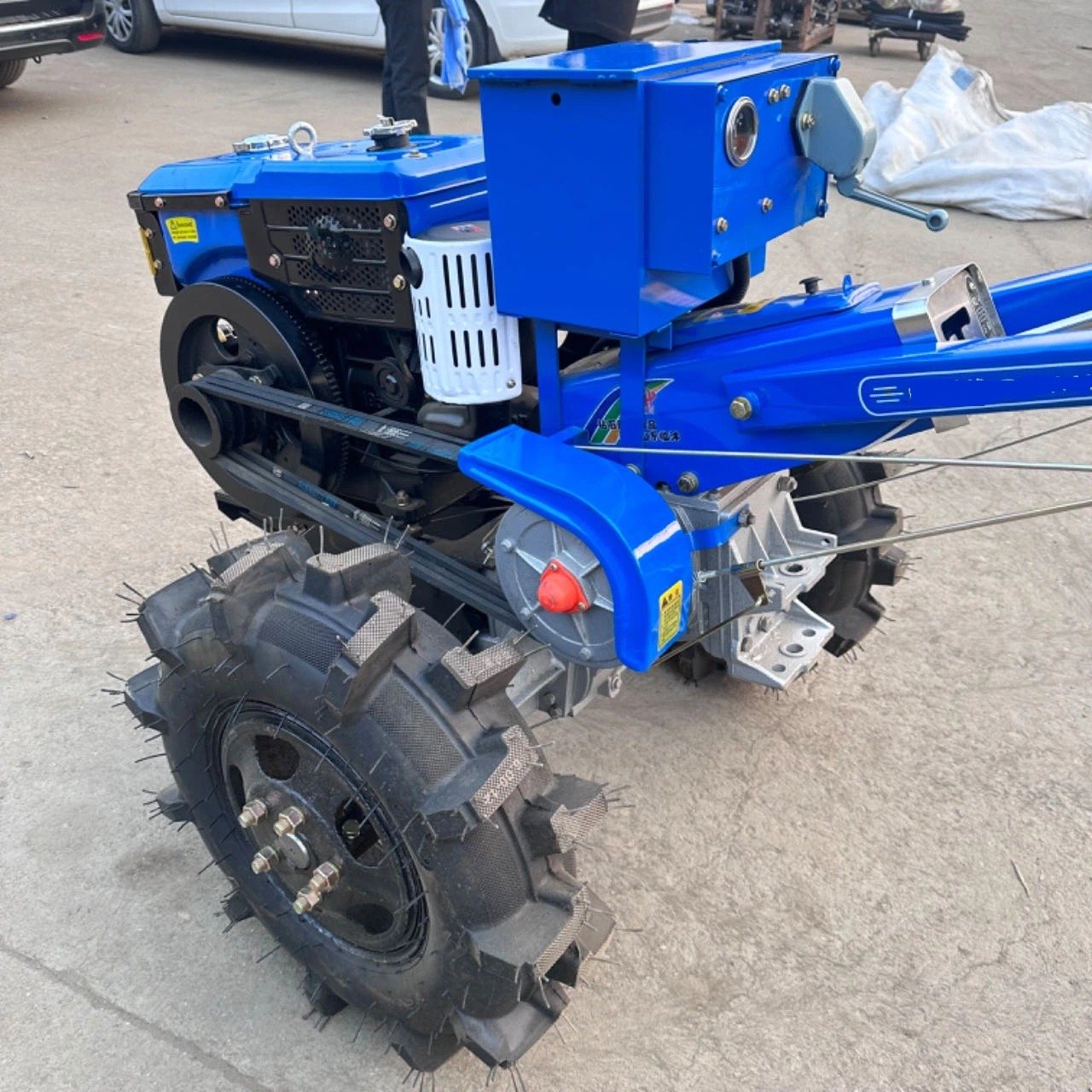 20hp 22hp Manual Agricultural Tractor Diesel Mini Tiller New 2WD Two-Wheel Walking Tractor Stock Featuring Core Engine Gearbox