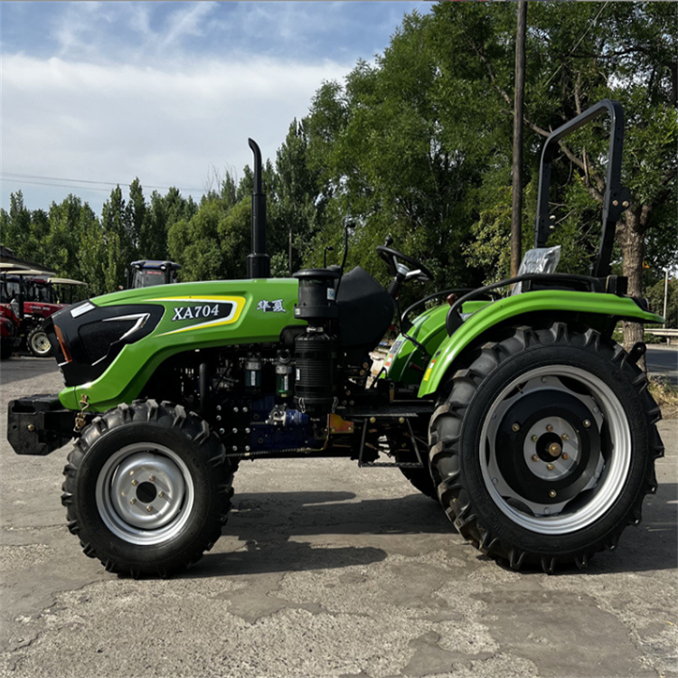 Huaxia 704 Four-wheel Tractor, a 70 Horsepower Multifunctional Soil Turning Agricultural Machinery, with a Locomotive Head