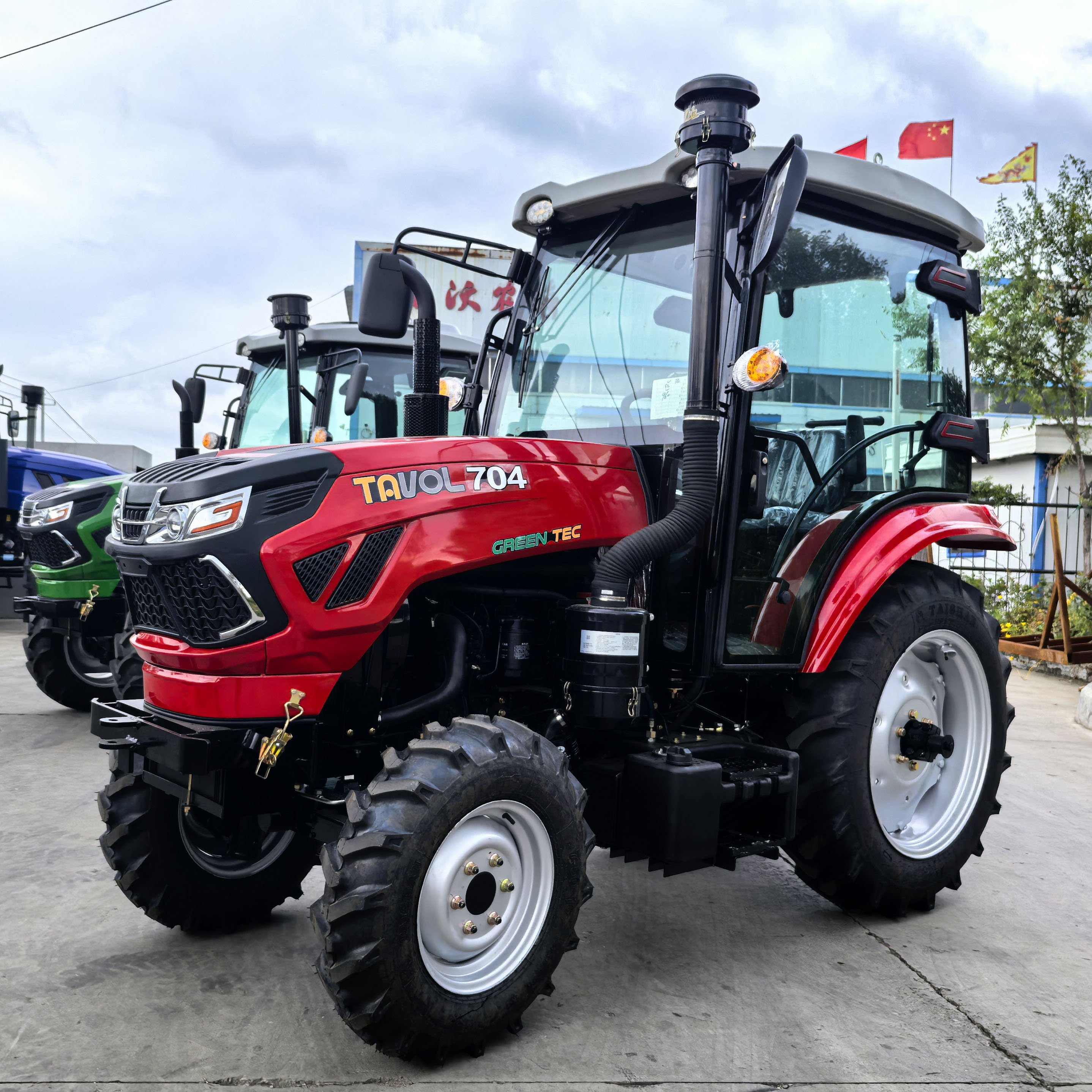 China Factory 45hp 60hp 70hp Mini 4WD Agriculture Tractor Cheap 4x4 Farm Wheel Tractor Diesel Engine 50ks Traktor Garden Tractor