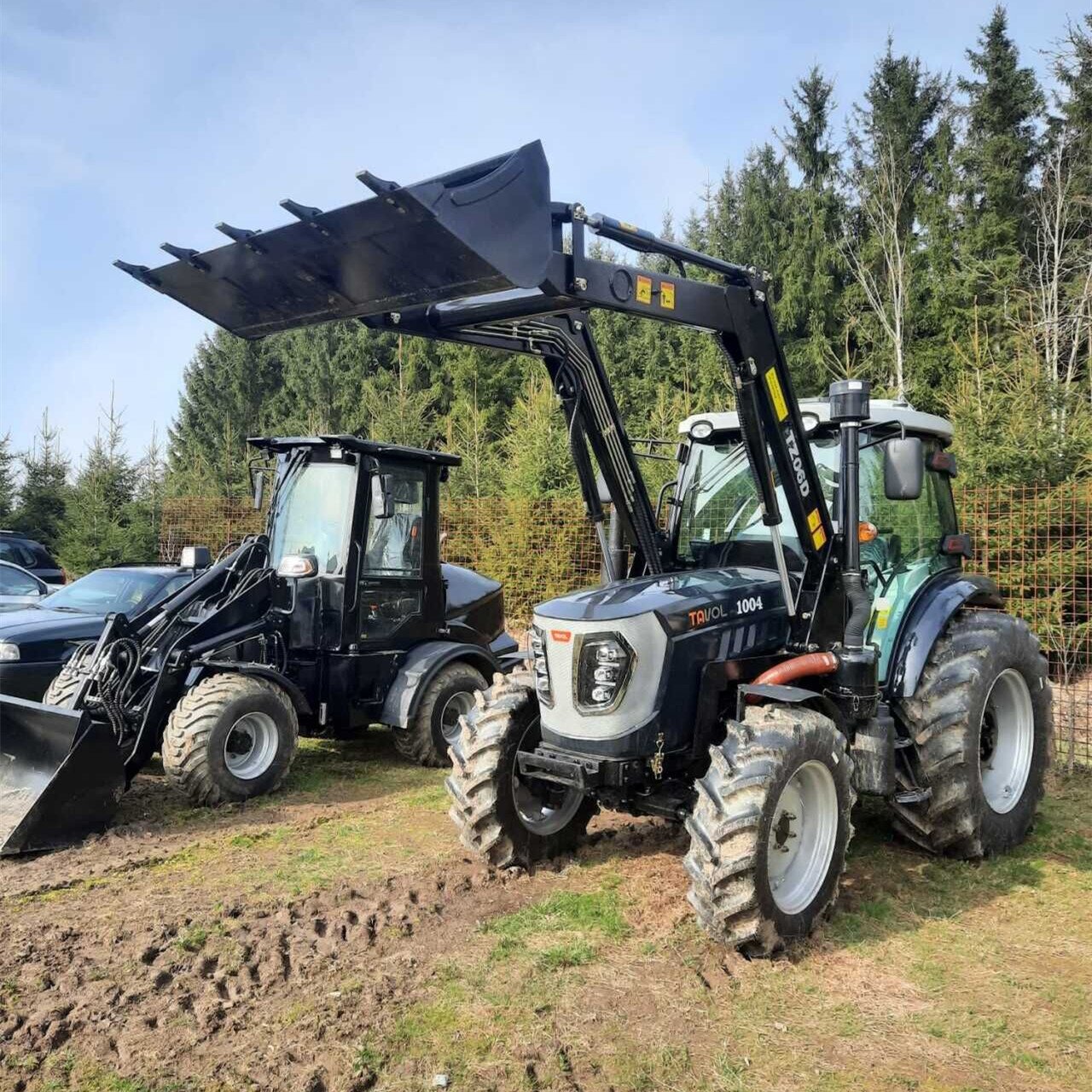 65 HP 85HP 90HP Farm Agricultural Tractor With Small Tractor Front End Loader