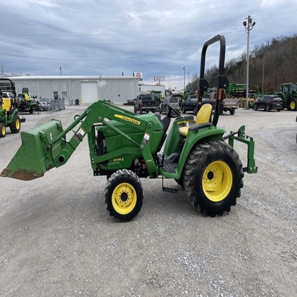 John Deere 3038E 38hp Agricultural Sub-Compact Utility Tractor Buy Cheap Farming Machinery Low Discount Price Engine Core