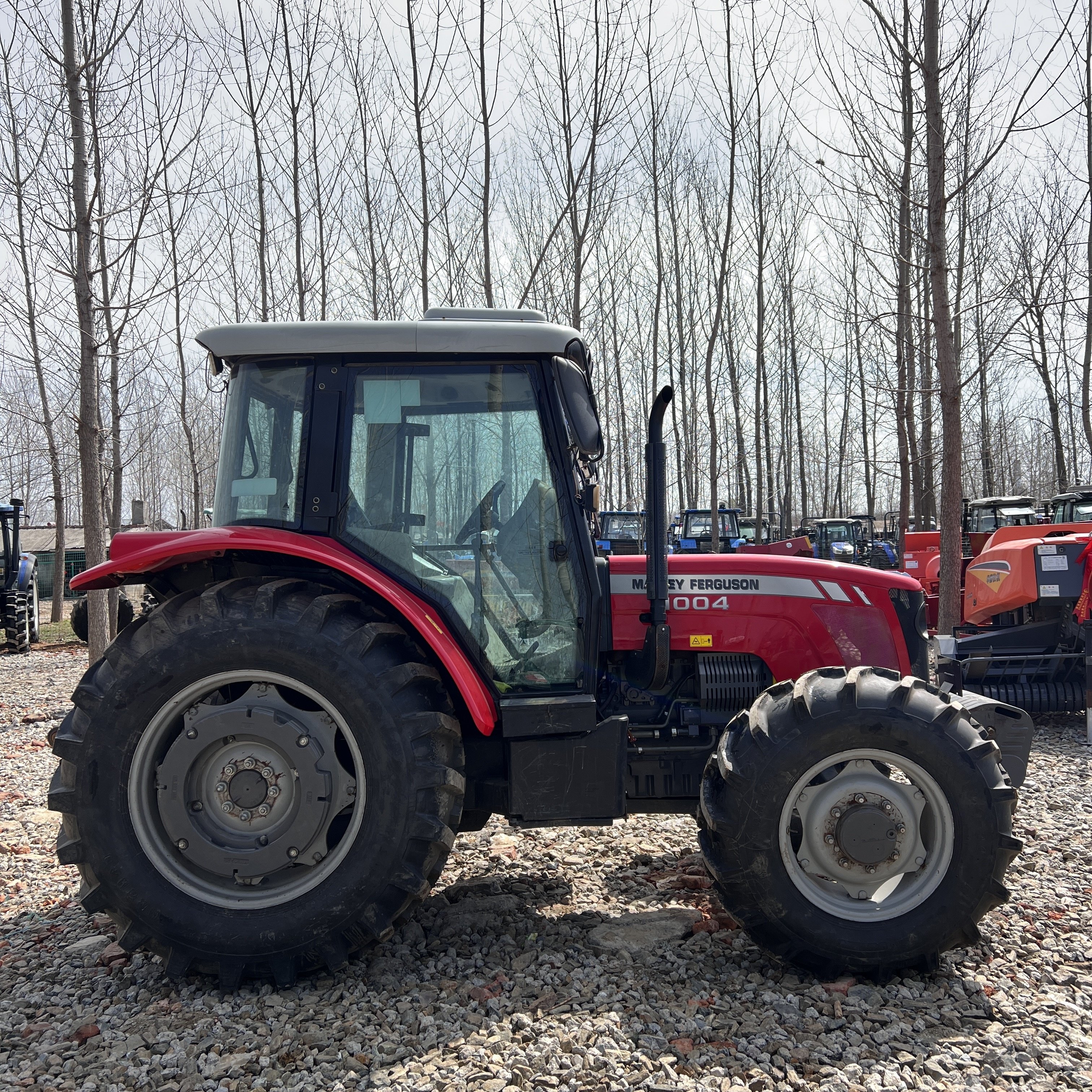 Used/second Hand Tractors Massey Ferguson 1004 100hp 4x4wd Agricultural Machinery & Equipment MF385 MF290 MF185 Backhoe