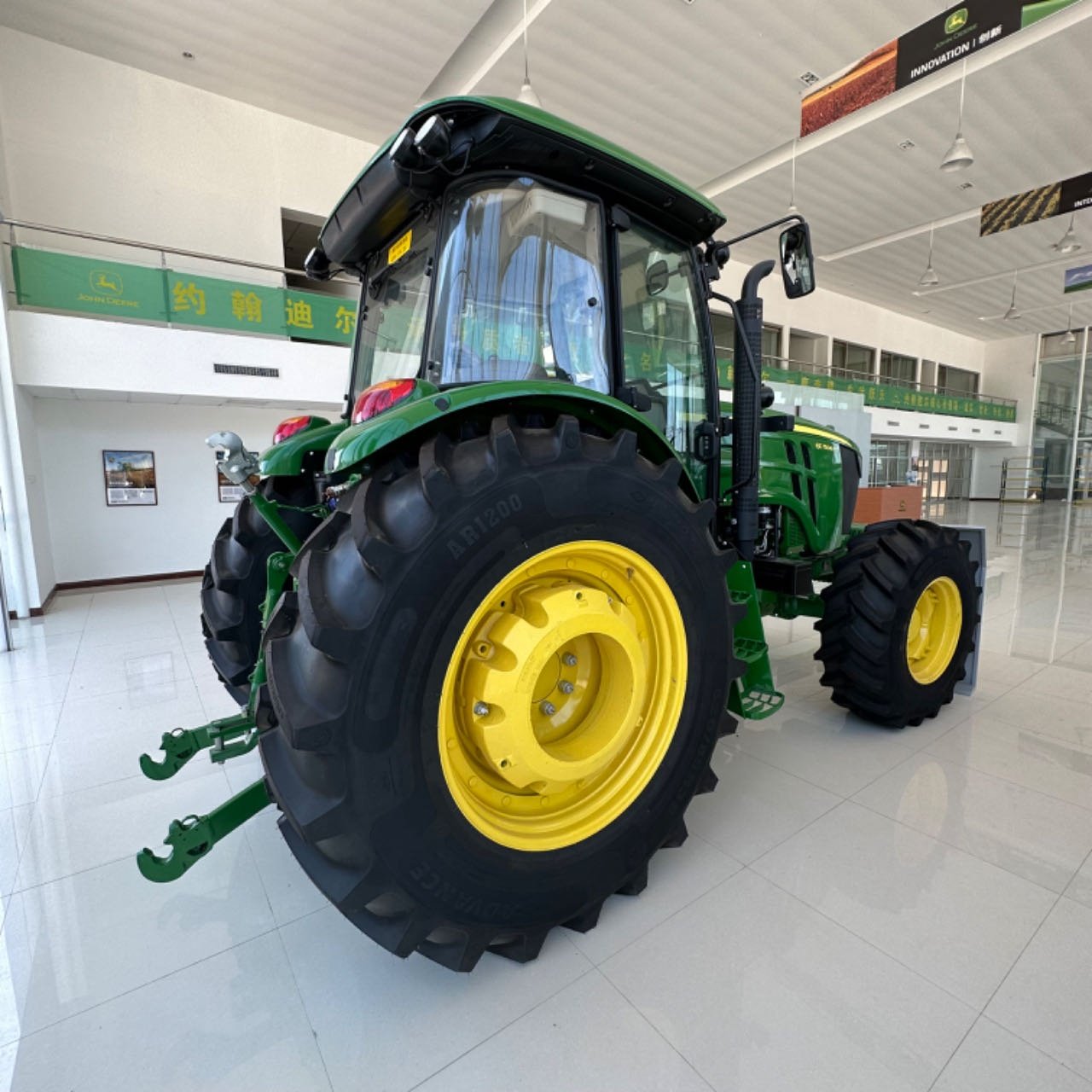 Brand New and Used Tractors John & Deere 150HP Tractors for Heavy Duty Model Number 6E1504-PL