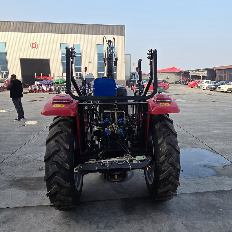 China Manufacturer Agriculture Tractors 4wd 4x4 40hp 50hp 60hp 70hp 80hp Cheap Farm Tractor With Digger Shovel