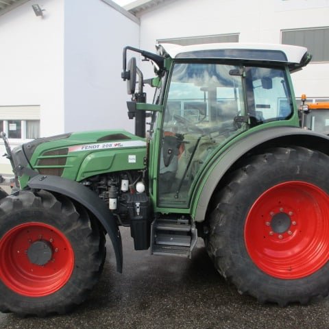 Powerful Fendt Agricultural Tractor and Efficient MINNUO Brand Fendt Tractor for Sale