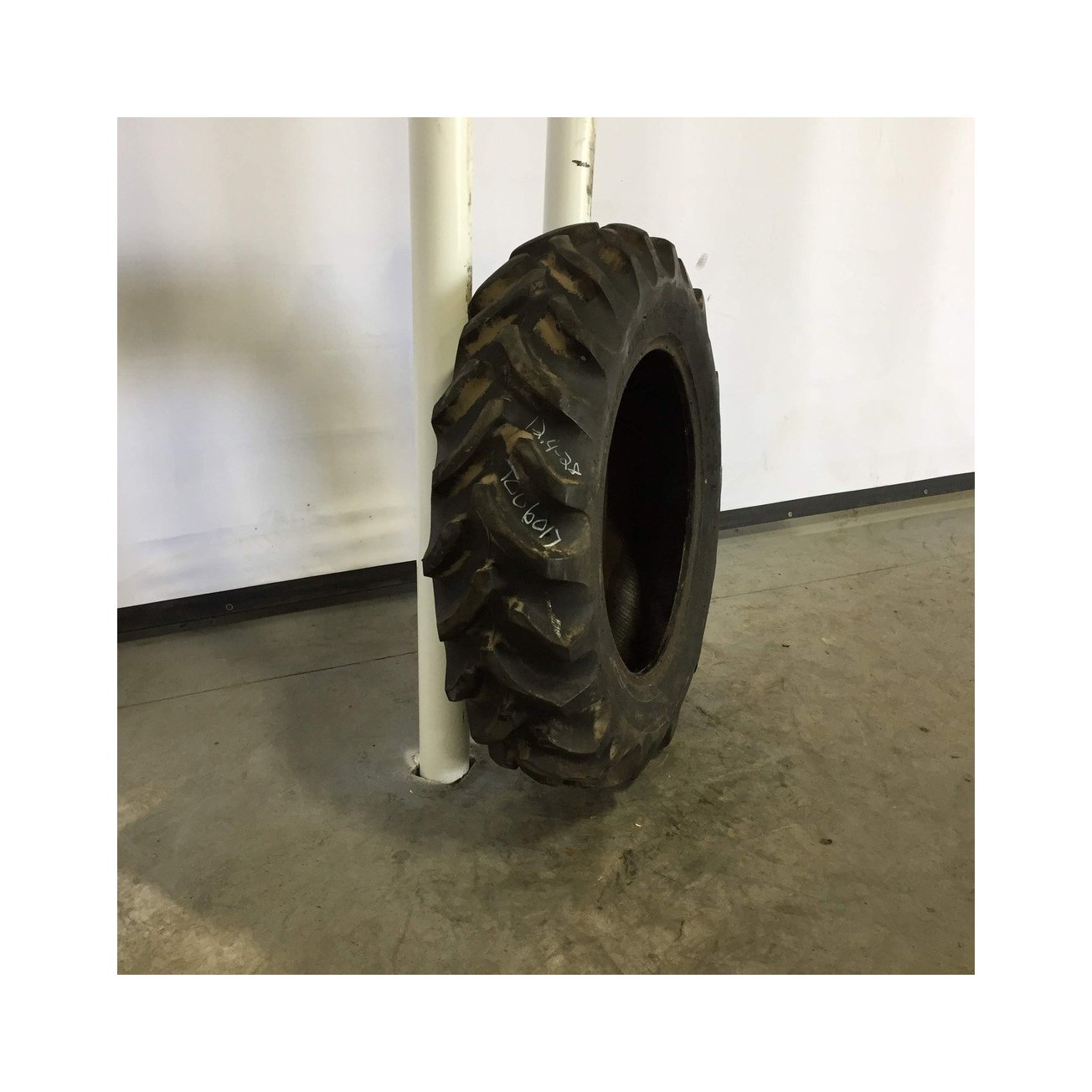 Reliable Used Tractor Tires - Trusted for Farm Work.