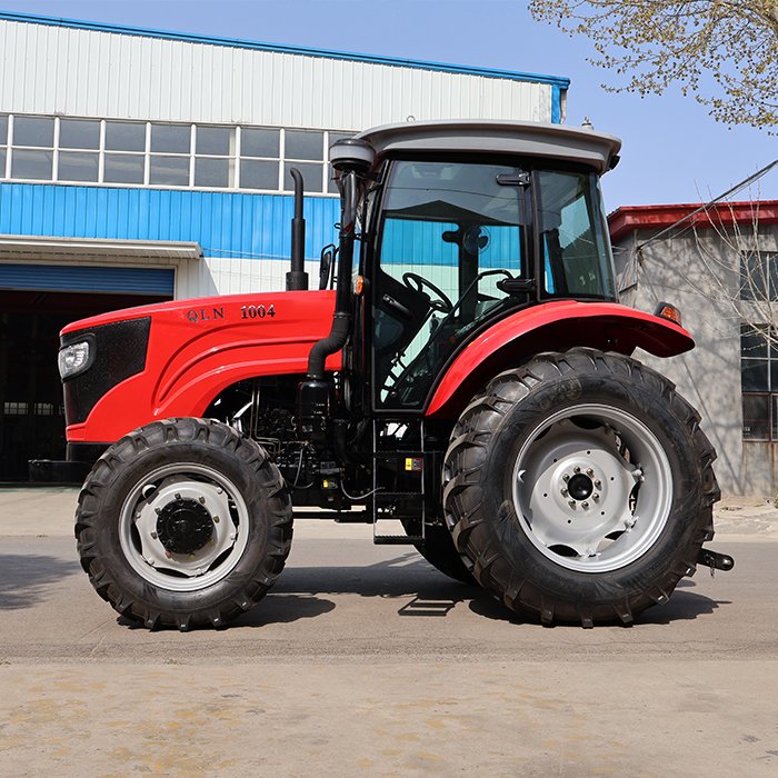 Chalion Large Farm 100HP 4WD 4 Wheel Tractor QLN-1004 100HP Agricultural Tractor Farming Tractor With Cabin in Mongolia