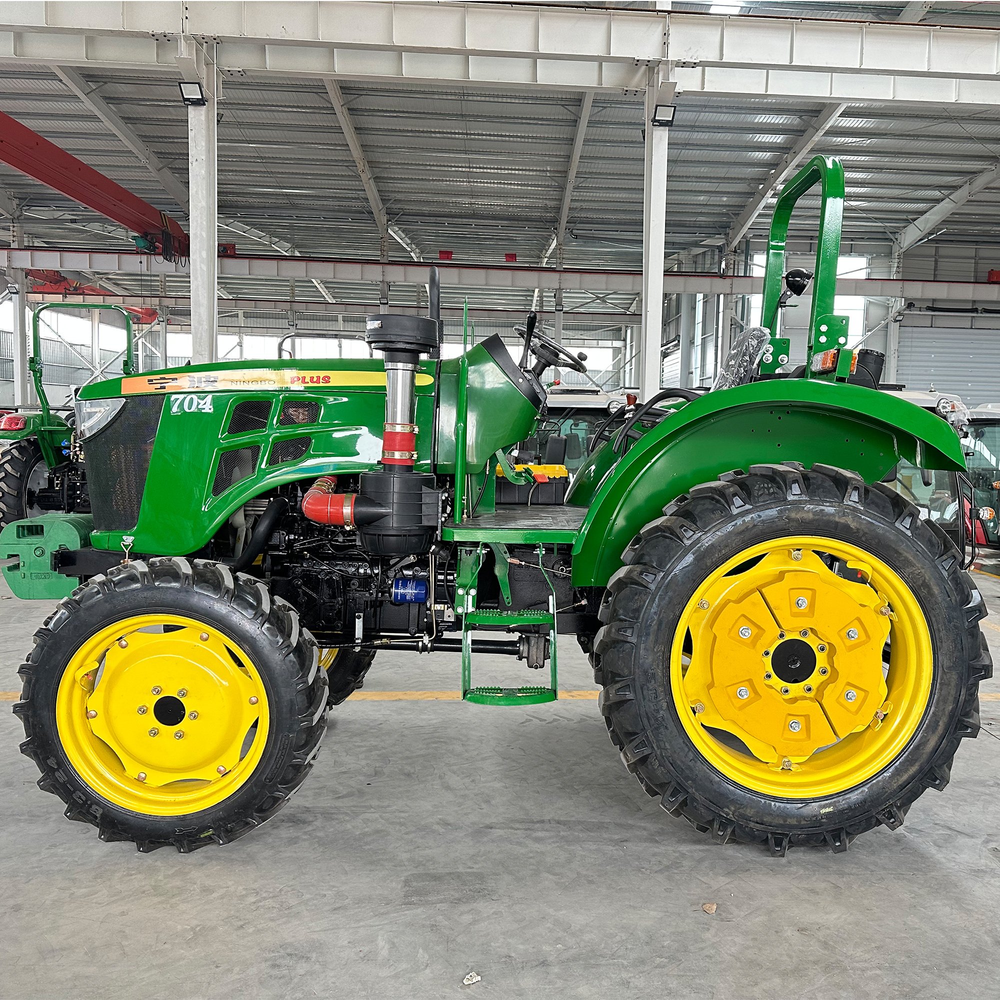 Chinese Tractors Manufacturer Micro Agricultural Tractores 50HP 60HP 90HP 4WD Multifunction Mini Tractor