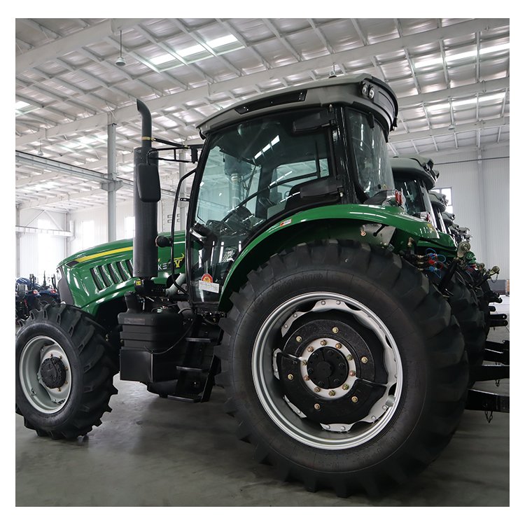 Multifunctional High Quality Agricultural Big Large Horsepower 4 Wheel Drive 4X4 180 140 160 Hp Tractors for Plowing and Farming