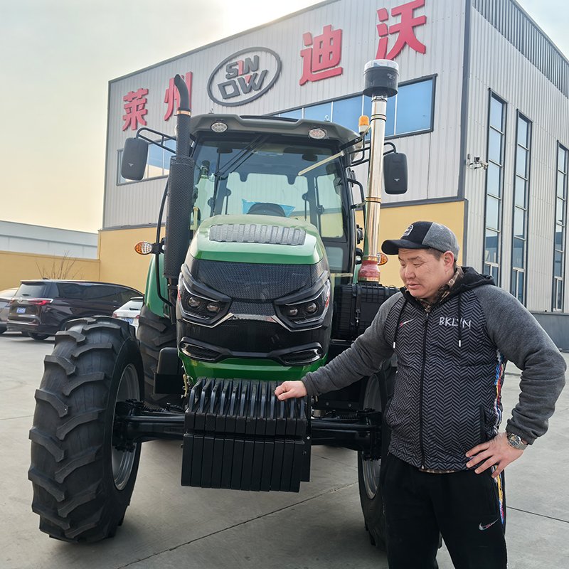 Cheap Price Mini Tractor 4 Wheel Farm Tractor Trucks 120hp 180hp EPA Engine CE EURO 5 Tractor Agriculture for Kyrgyzstan