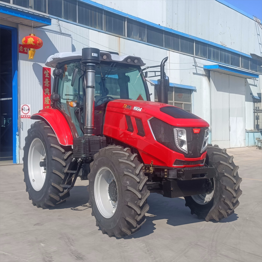 Galloping Across the Fields Unstoppable 2024 160hp 4wd 16+8 Tractor Powerful Power Waiting for You to Control