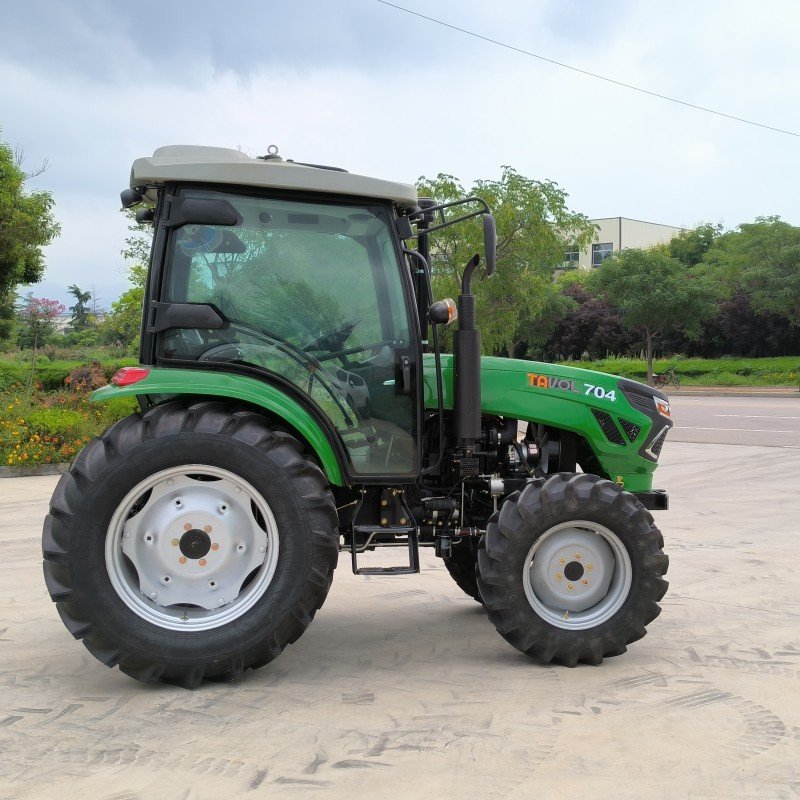 Agricultural Machines 70hp 4x4 Wheel Drive Small Mini 8+2 Shift Garden Cabin Tractor for Farmer