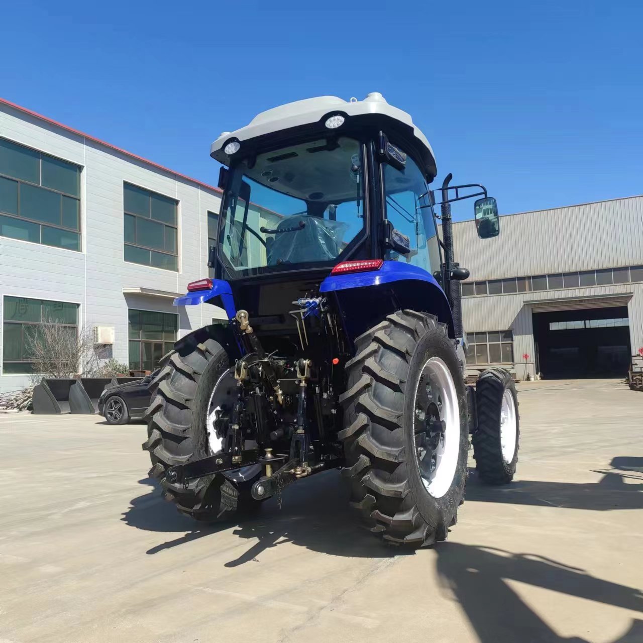 China Agriculture 80hp Tractors 4x4 804 Front Loader Farm Garden Tractor with Glasher/ Grass Mower