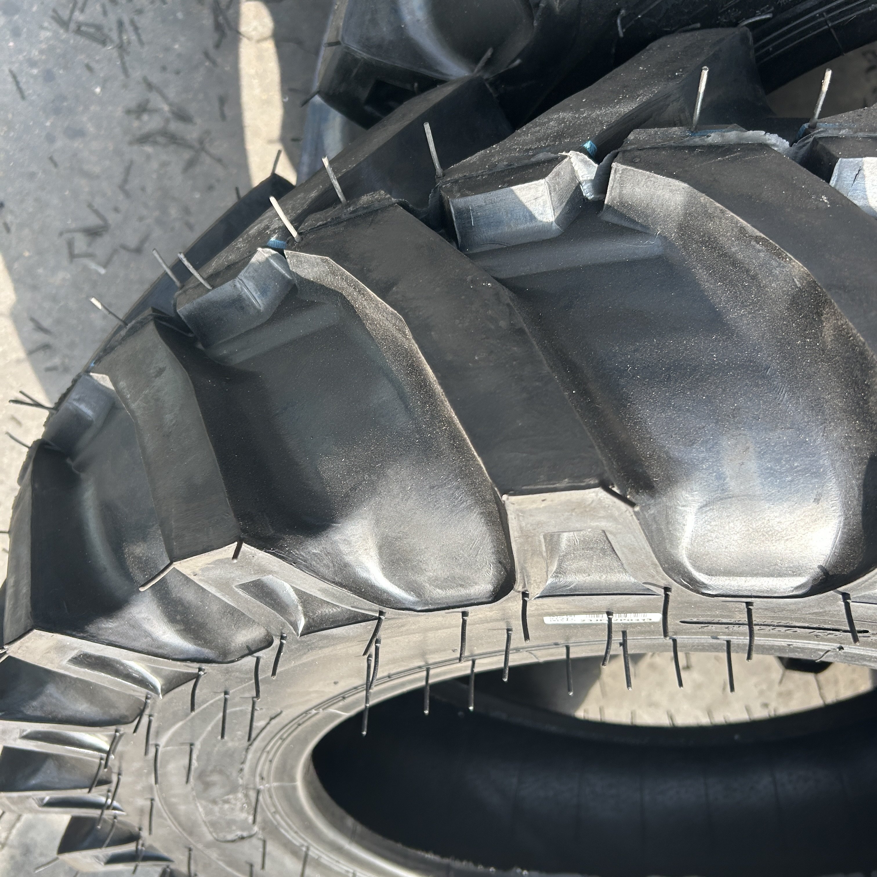 Anti-aging Farm Tractor Tires/tractor Tyres 13.6-20