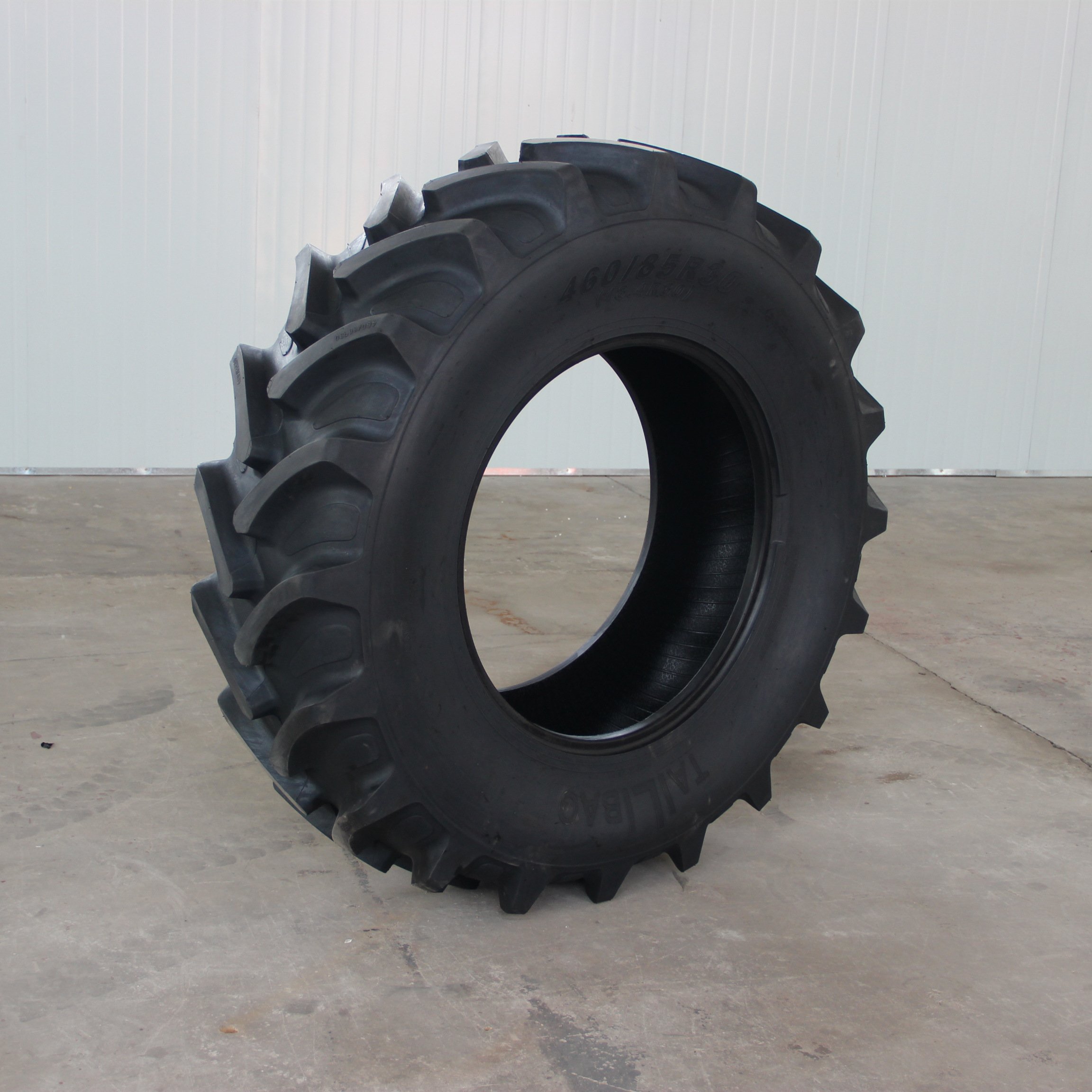Factory Supply 420/85R38 16.9R38 520/85R42 20.8R42 Radial Agricultural Farm Tractor Tyres
