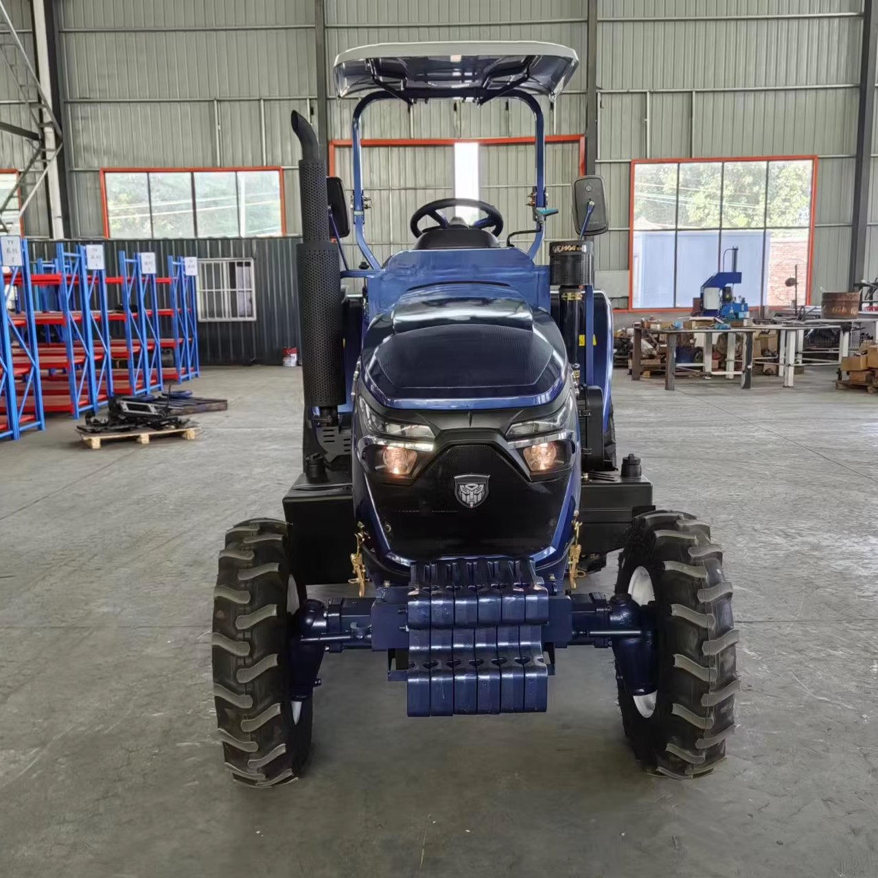 Multifunctional 80 HP Agricultural Wheeled Tractor with 4x4 Four-Wheel Diesel Engine