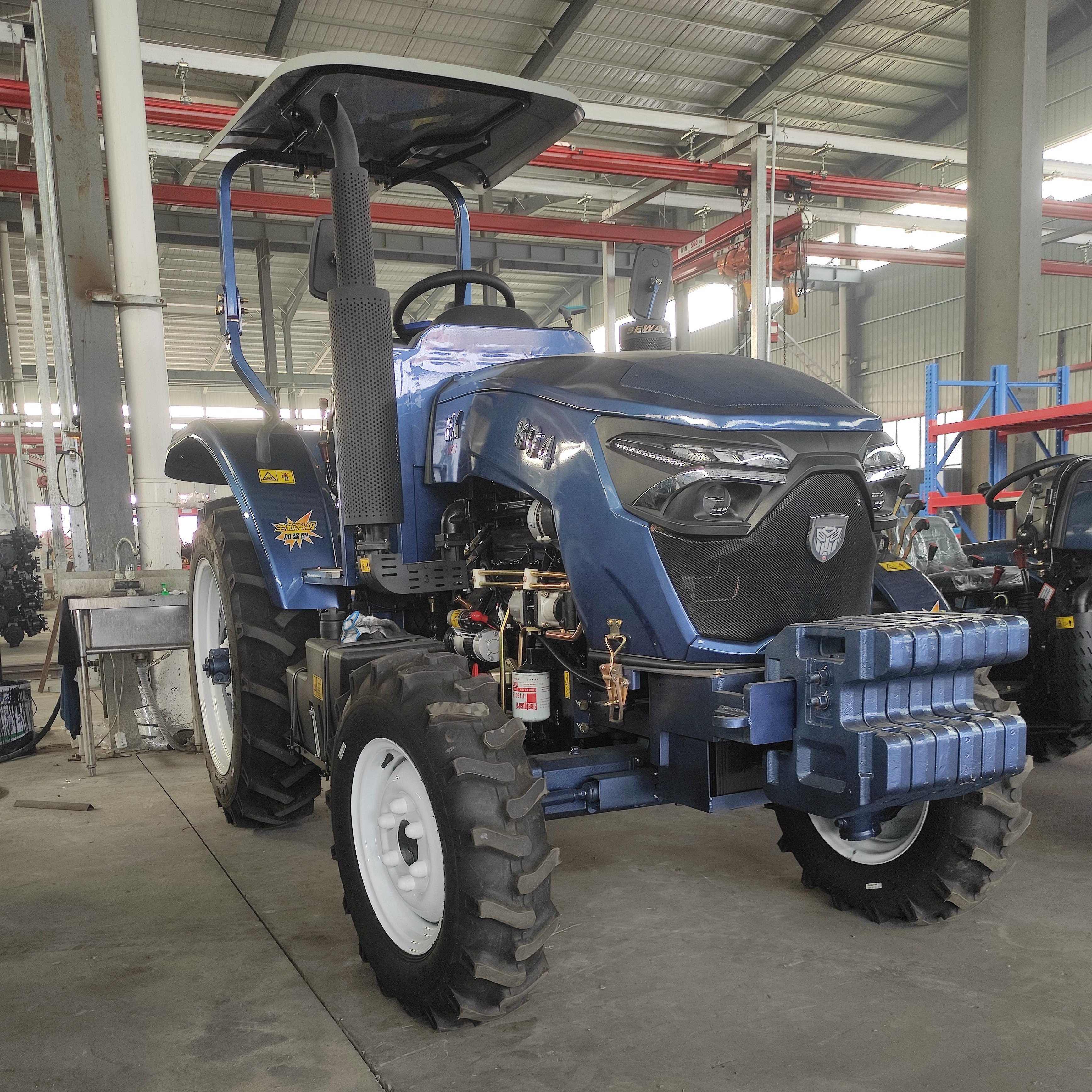 Multifunctional 80 HP Agricultural Wheeled Tractor with 4x4 Four-Wheel Diesel Engine