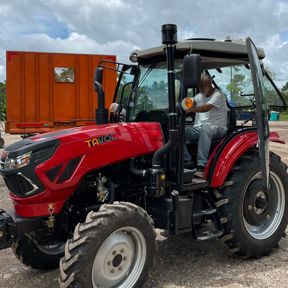 China Tavol 704 Tractor Matched Agricultural Farm Tractor with Cabin for Sale