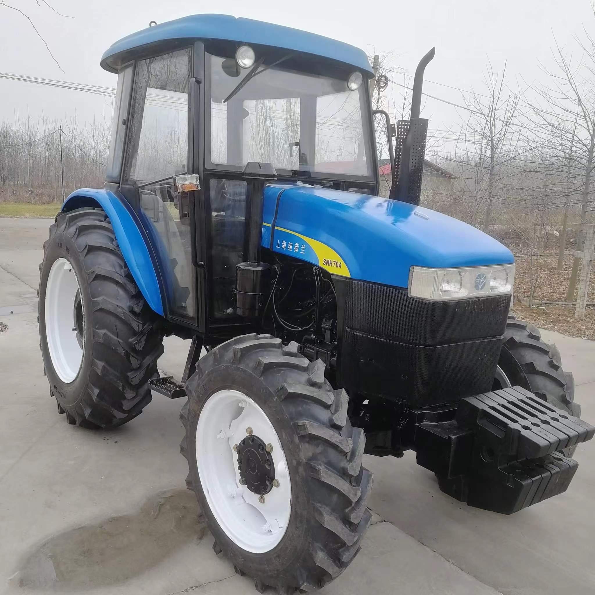 Used Tractor Tractor Snh704 70hp CABIN 4WD Farming Equipment Traktor Mini Wheel Loader Massey Ferguson MF385