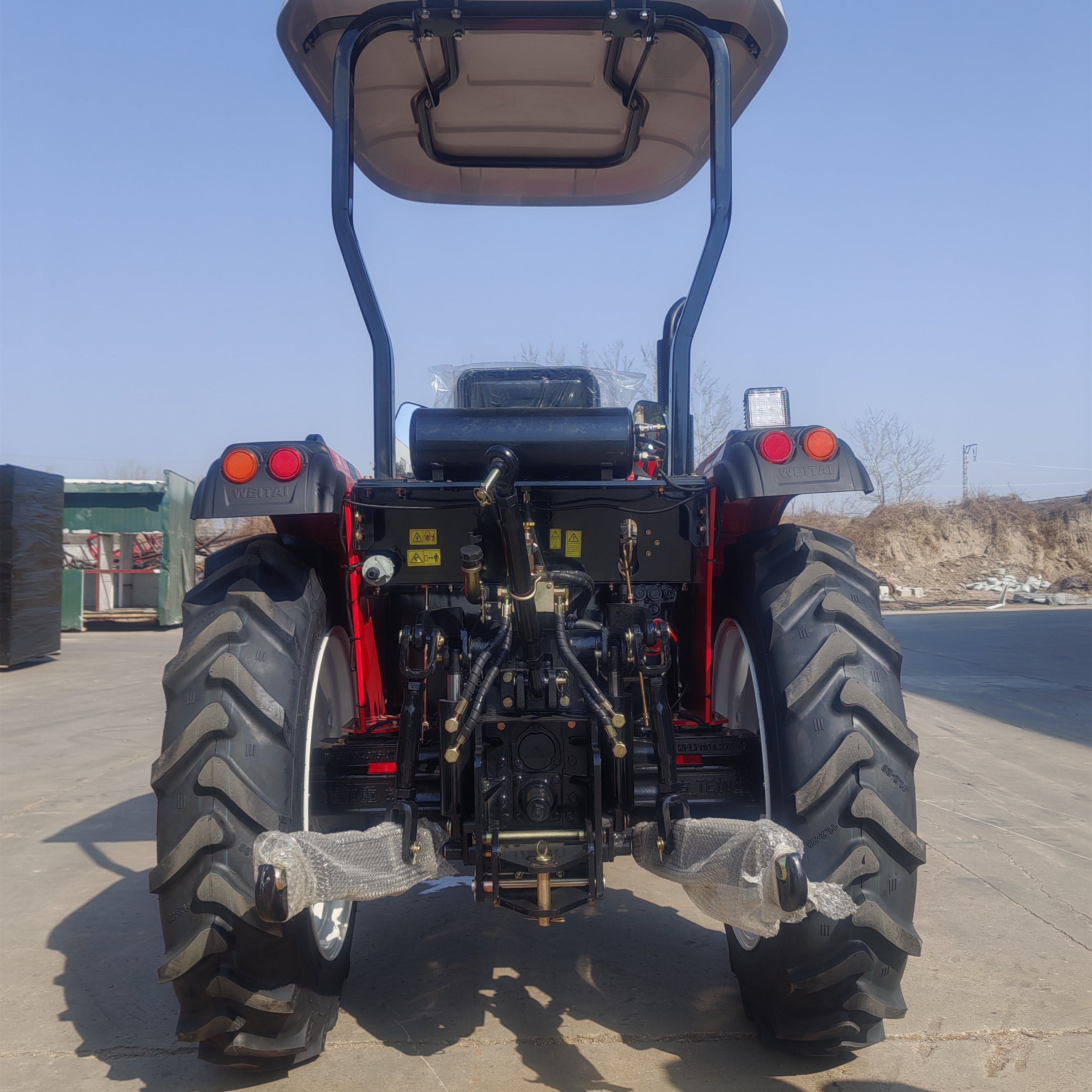 Multi-functional Agricultural Tractor 4wd Compact Agricultural Tractor Small Agricultural Tractor