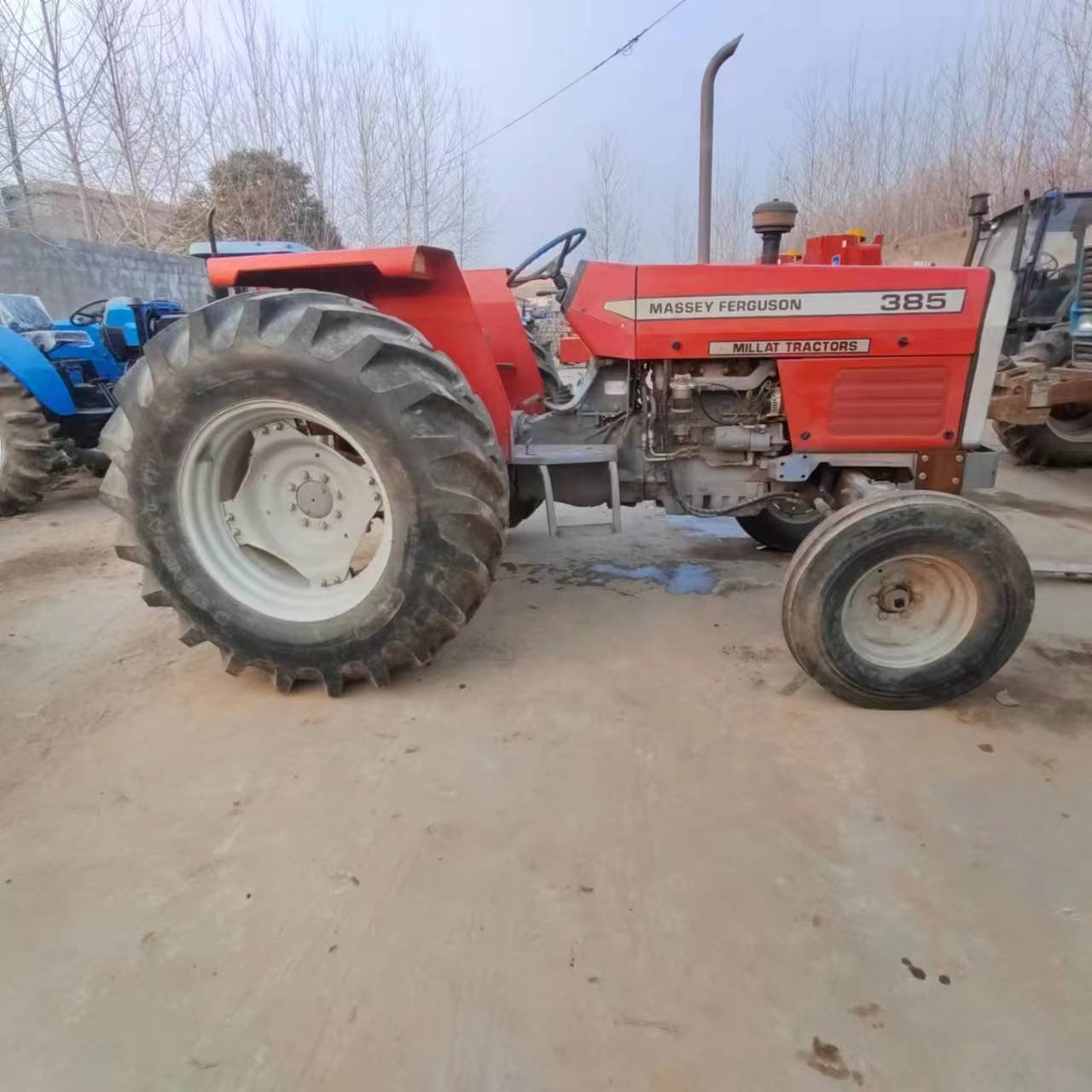 Used Tractors Massey Ferguson MF385 85hp 4X4WD Front Shovel Loader Farm Equipment Agricultural Machinery Wheel Farm Tractor