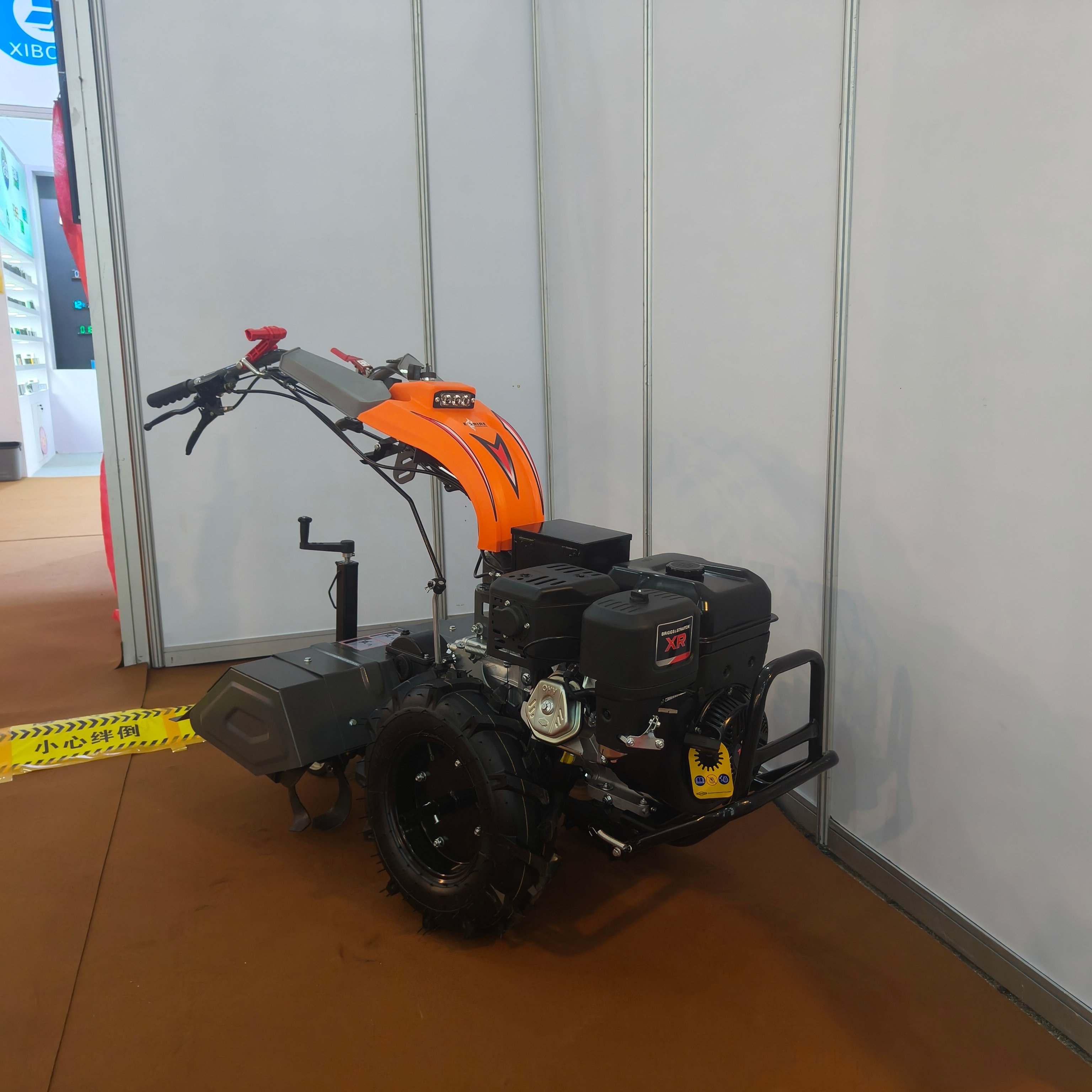 770B New Modern Style Two Wheel Mini Tractor Multi-purpose Machine Cultivator Tiller,walking Behind by Hand Garden Tiller