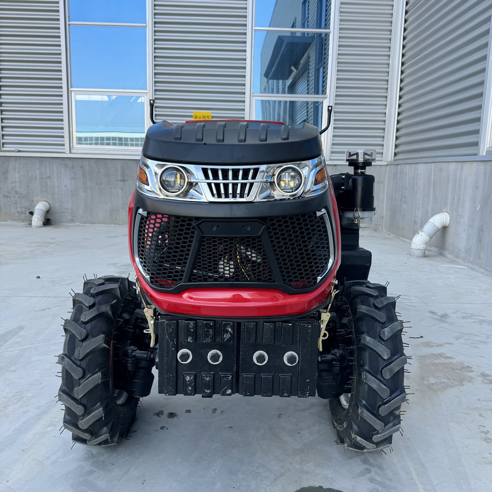 Four-wheel Drive Tractor Agricultural Four-wheel Tractor Orchard Greenhouses King Four-wheel Drive Tractor Rotary Tiller