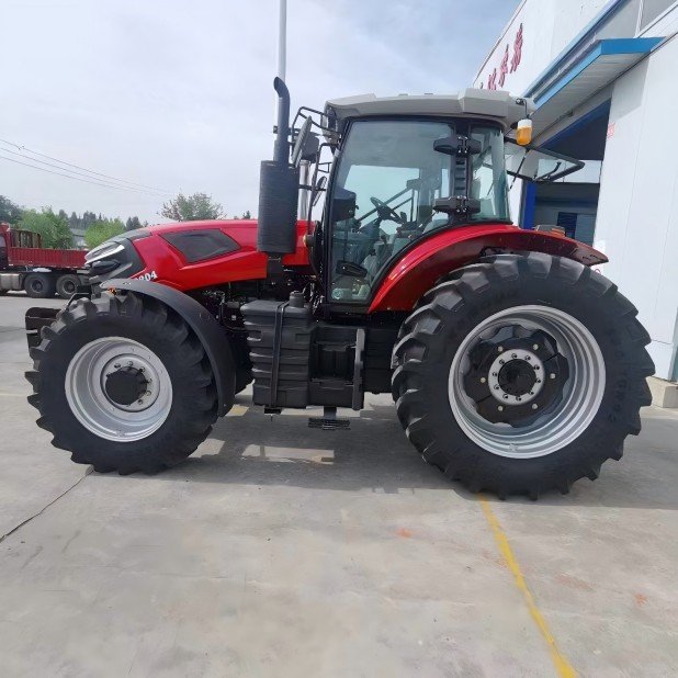 China New YTO 50HP Farm Tractor Multifunctional Diesel Engine Weichai 2WD/40HP/75HP Options Used 4x4 Wheel Tractor Gearbox