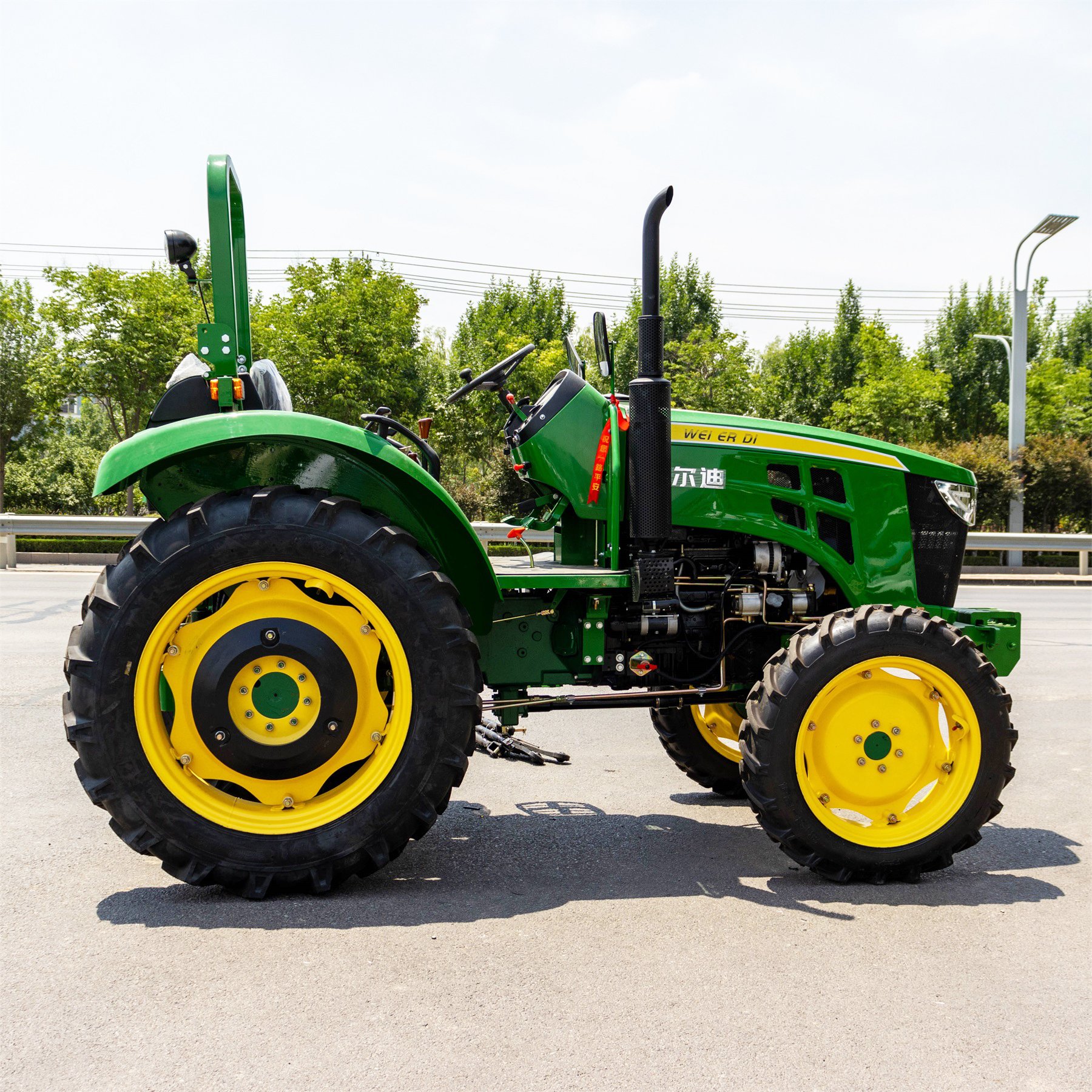 China Tractors 4wd Garden Tractor 25hp/25hp/30hp Small Mini Farm Tractor for Sale